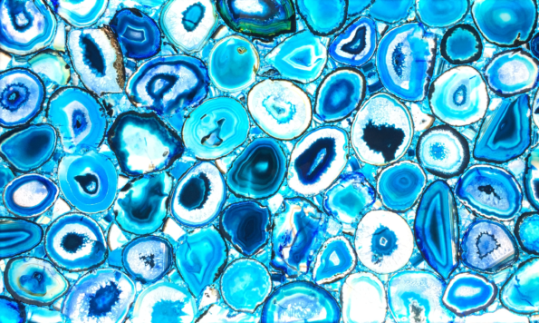 %E8%93%9D%E7%8E%9B%E7%91%99%E9%80%8F%E5%85%89blackite blue agate